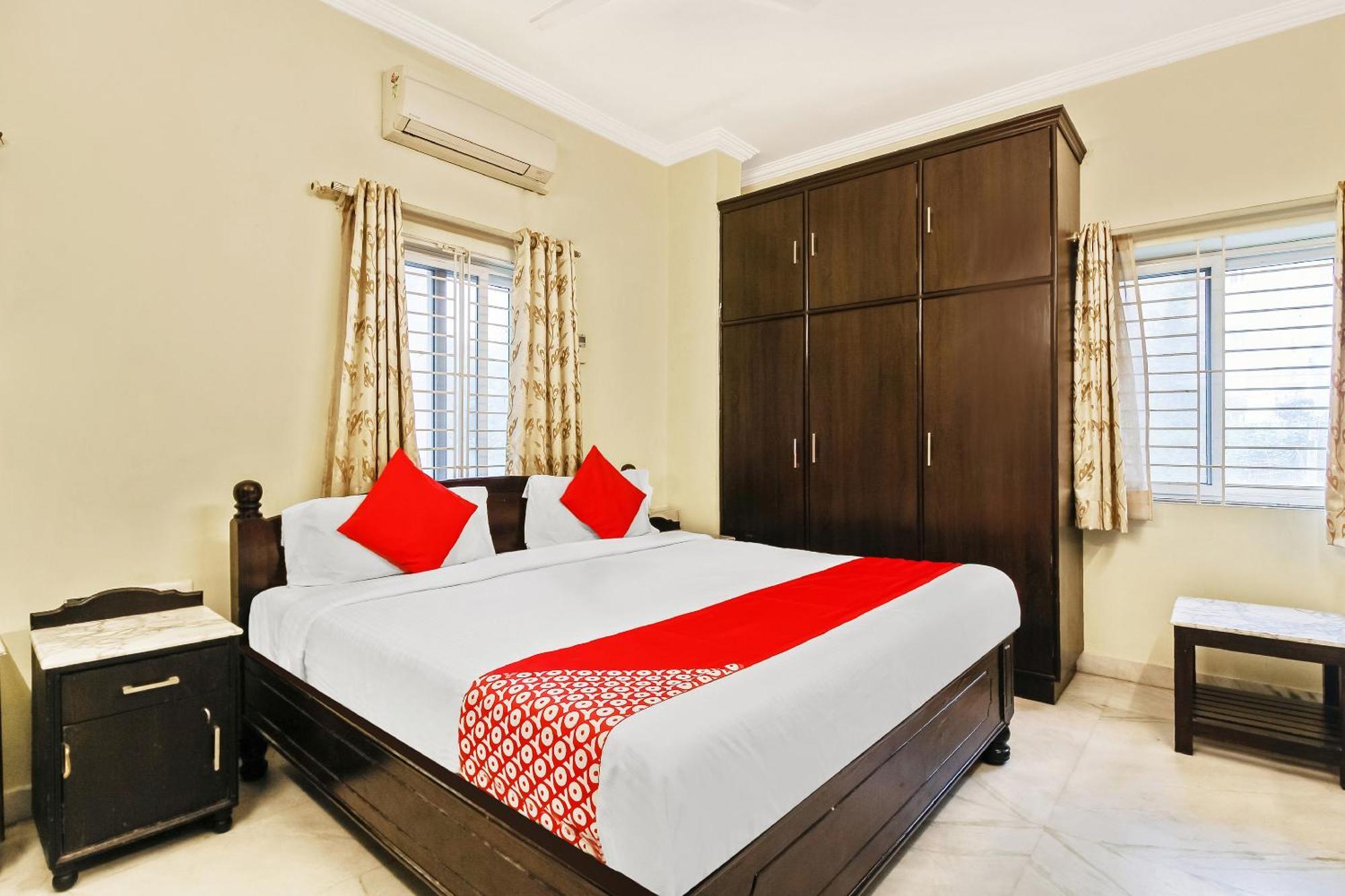 Townhouse Sri Nirvana Hotel *