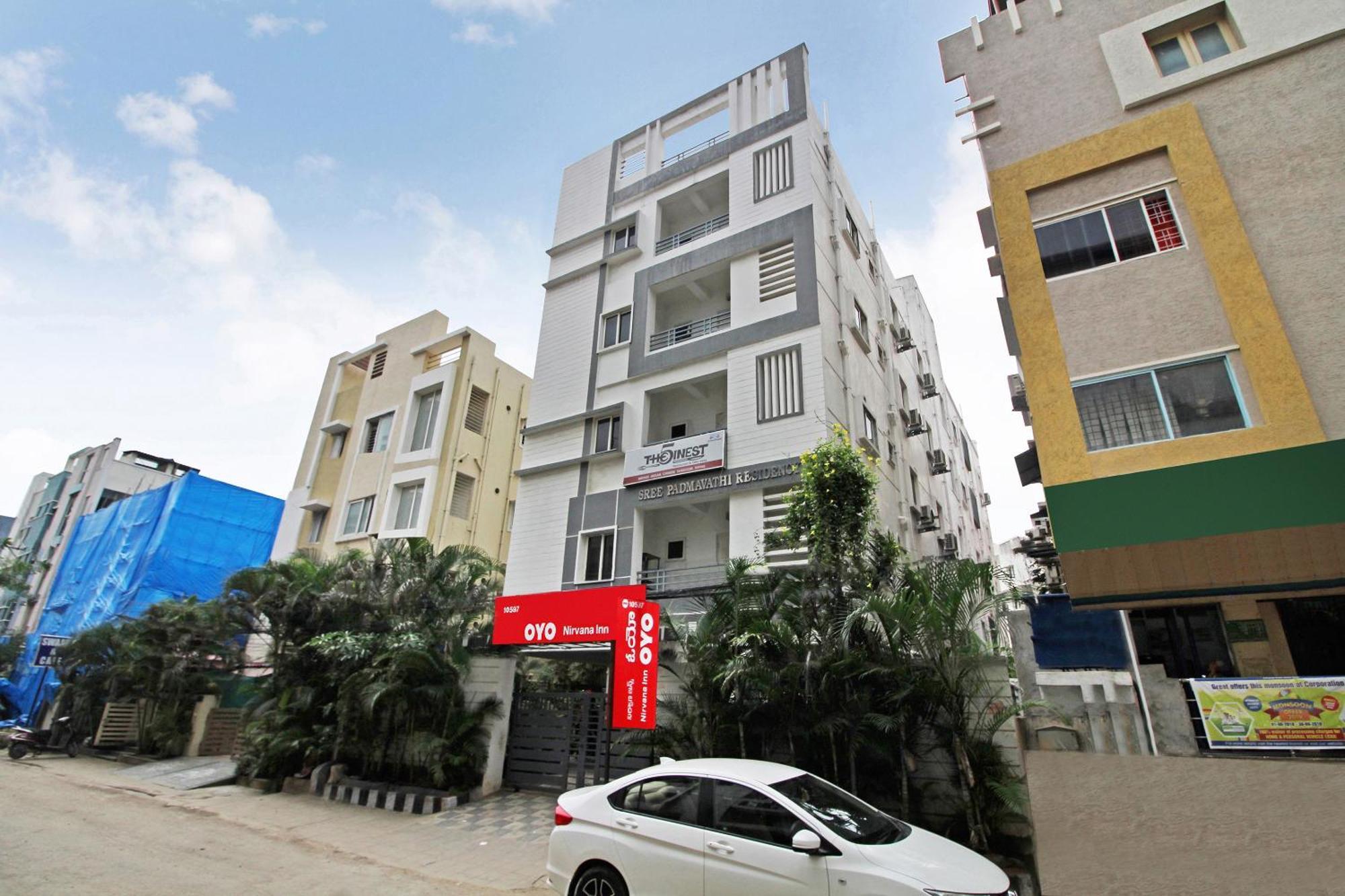 Townhouse Sri Nirvana * Madhapur
